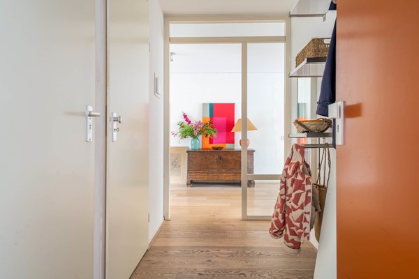 Medium property photo - Hengeveldstraat 82, 3572 KJ Utrecht